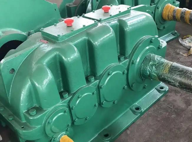 Horizontal reducer ZSY560-63-2 cylindrical hard tooth gear reducer and accessories have low noise