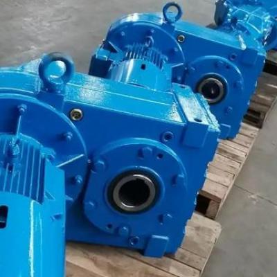 Compare and introduce the application fields of cylindrical gear reducers and FA37 reducers