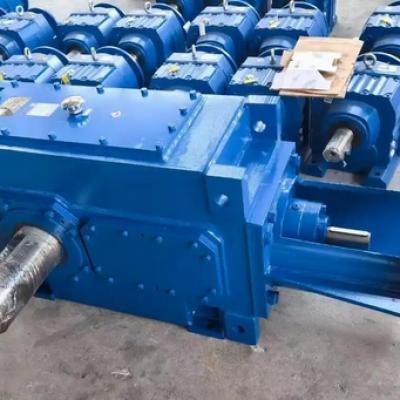 What are the methods for determining the oil change cycle of B3SH11B-50-N industrial gearbox