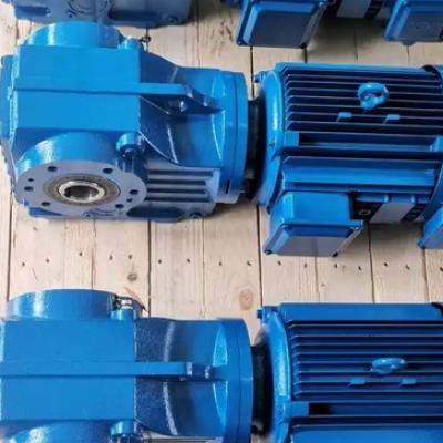 How to adjust the gear mesh clearance of the KAZ47-Y1.5-19.58-M3-A hardened gear reducer