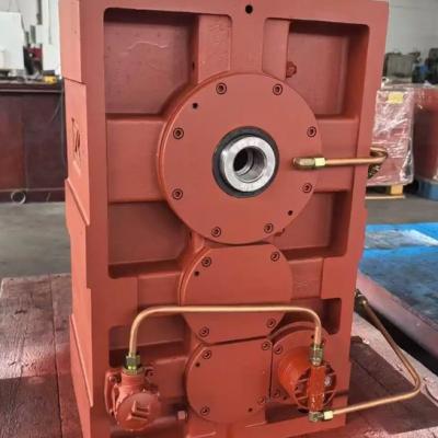 The application of the ZLYJ330-12.5-III hard-tooth surface gear reducer used in extruders can be found in various fields such as plastic processing, chemical industry, food processing, and packaging m