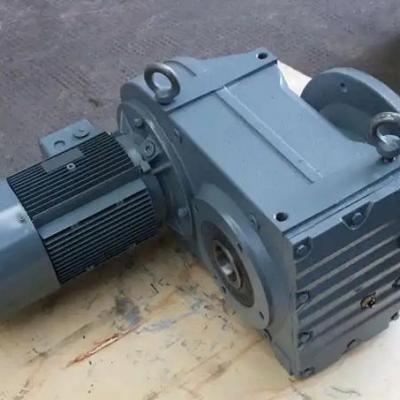 What is the high temperature warning value set for FAF77-2.2KW-25.47-M5 gear reducer