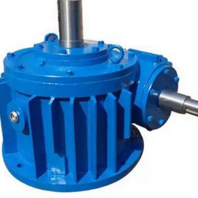 What should be noted for the installation and maintenance of WHC210-50-4F worm gear reducer