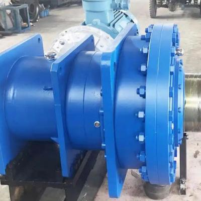 How often should the fastening screws of P2SA21 planetary gearbox be checked