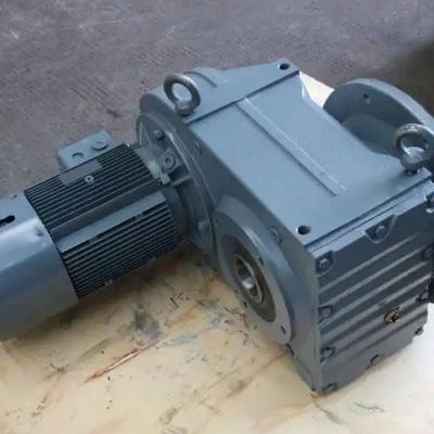 How to determine if there is minor damage to the lip of the bearing seal of FAF67D100M4/61.07/M1/0 reducer