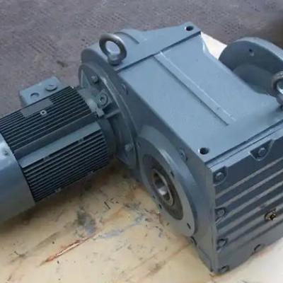 What are the common errors during the installation of FAF37-0.75KW-8.2 reducer