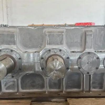 What precautions should be taken when measuring the torque of non-standard reducers in practice