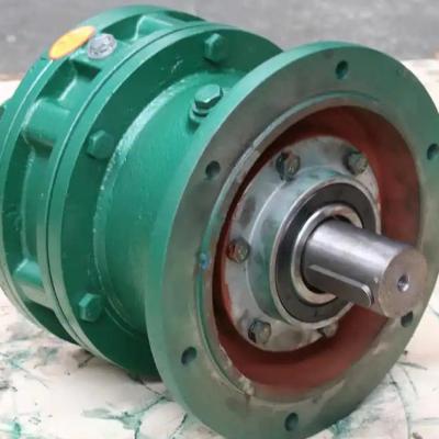 Maintenance of gearbox under harsh working conditions: How to extend the service life of equipment in high temperature and dust environment?