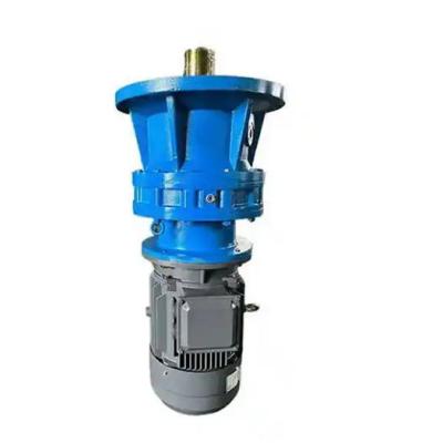 How is the output shaft of the BL series cycloidal pinwheel reducer manufactured in terms of material selection heat treatment?
